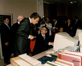 El presidente del gobierno, José Luis Rodriguez Zapatero, en una de las salas de trabajo de la Ac...