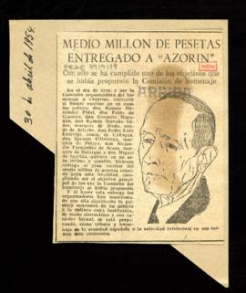 Recorte del diario Arriba con la noticia titulada Medio millón de pesetas entregado a Azorín