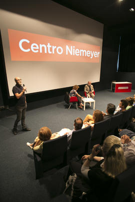 Conferencia de Darío Villanueva en el Ciclo Palabra, Centro Niemeyer, Avilés