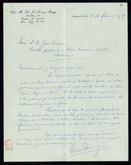 Carta de J. A. van Praag a Julio Casares en la que le pide los textos que leyeron los señores Lap...
