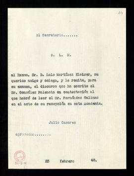 Copia del besalamano de Julio Casares a Luis Martínez Kleiser con el que le remite para su examen...