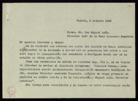 Minuta de la carta de Julio Casares a Miguel Asín, director interino, en la que le traslada la co...