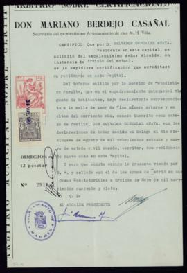 Certificación del alcalde presidente de Madrid de la inscripción de Salvador González Anaya como ...