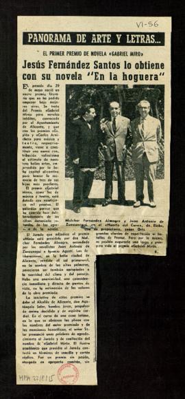 El primer premio de novela Gabriel Miró. Jesús Fernández Santos lo obtiene con su novela En la ho...