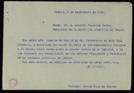 Copia sin firma de la carta de Javier Ruiz de Medina, oficial, a Alberto Palacios Costa, embajado...