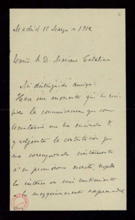 Carta de José Grinda al secretario, Mariano Catalina, en la que manifiesta su deseo de entregar l...