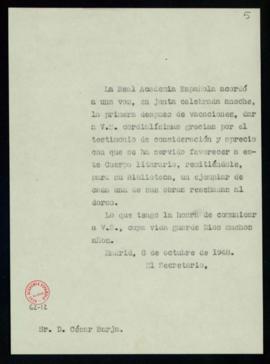 Copia del oficio del secretario a César Barja por el envío para la Biblioteca de un ejemplar de v...