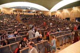 Público asistente a la conferencia inaugural del V Congreso Internacional del Español en Castilla...