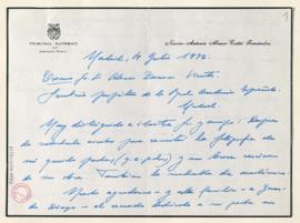 Carta de Narciso-Antonio Alonso-Cortés a Alonso Zamora Vicente con la que le remite una fotografí...