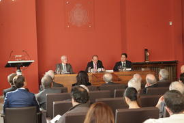 José Manuel Blecua, director de la Real Academia Española, habla en el acto de presentación del c...