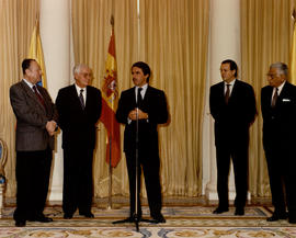 Visita de los directores de las Academias de la ASALE al presidente del gobierno, Jose María Aznar
