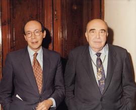 Francisco Rico y Fernando Lázaro Carreter en el acto de apertura del curso académico 1996-1997