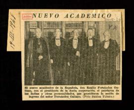 Recorte de prensa del diario Ya con una fotografía del nuevo académico de la Española, Fernández ...