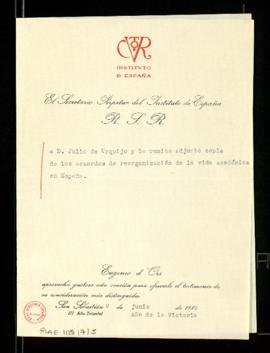 Saluda de Eugenio d'Ors a Julio de Urquijo con el que le remite una copia de los acuerdos de reor...