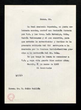 Copia sin firma del oficio del secretario [Rafael Lapesa] a Julio Guillén de comunicación de su n...