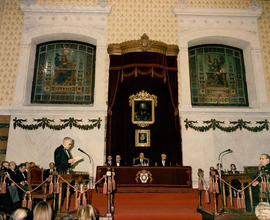 Eduardo García de Enterría lee su discurso de ingreso