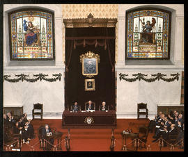 Vista panorámica del Salón de actos durante el discurso de agradecimiento de Guillermo Carnero Ar...