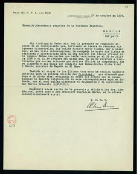 Carta de C. F. Adolf van Dam al secretario con la que remite dos nuevas listas de enmiendas y adi...