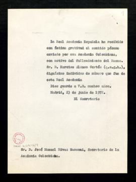 Copia sin firma del oficio del secretario a José Manuel Rivas Sacconi, secretario de la Academia ...