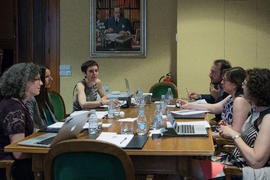 Sesión de trabajo en la sala de la Asociación de Academias de la Lengua Española