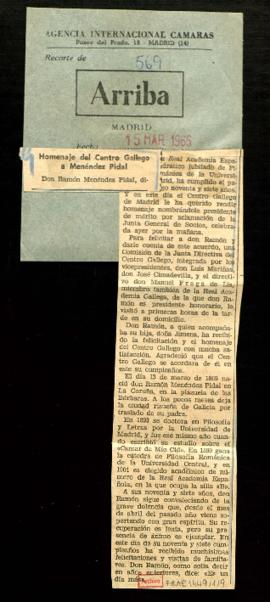 Recorte del diario Arriba con el artículo Homenaje del Centro Gallego a Menéndez Pidal