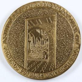 Medalla del Instituto de Cultura Puertorriqueña conmemorativa del milenario del idioma español