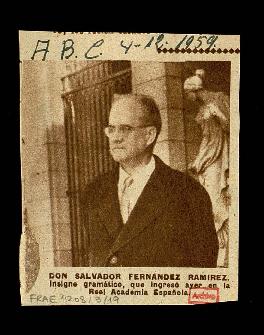 Don Salvador Fernández Ramírez, insigne gramático, que ingresó ayer en la Real Academia Española