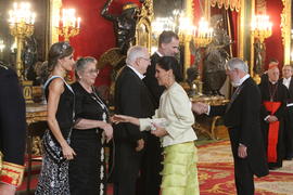 Felipe VI recibe a Darío Villanueva, director de la Real Academia Española, previo a la cena de g...