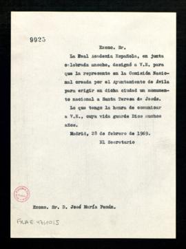 Copia sin firma del oficio del secretario [Rafael Lapesa] a José María Pemán de traslado de su de...