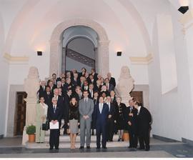 Los príncipes de Asturias con los representantes de todas las Academias de la Lengua Española