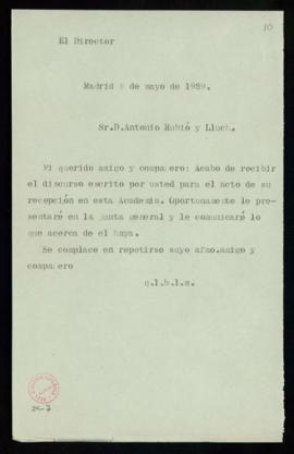 Minuta de la carta de Ramón Menéndez Pidal a Antonio Rubió y Lluch en la que acusa recibo de su d...