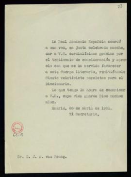 Copia del oficio de Julio Casares a J. A. van Praag de traslado del agradecimiento de la junta po...