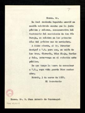 Copia sin firma del oficio del secretario [Alonso Zamora Vicente] a Juan Antonio de Zunzunegui, d...