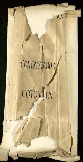 Carpetilla con el rótulo Contristador / Cotovia