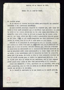 Copia de la carta de Julio Casares a José María Pemán en la que le anuncia la publicación del dec...