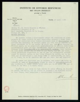 Carta de C. F. Adolf van Dam a Julio Casares con la que le remite un paquete de 275 papeletas con...