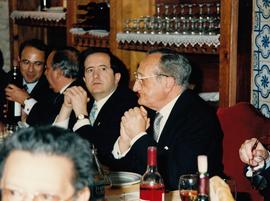 Juan José Lucas y Ángel Martín Municio en el almuerzo del X Congreso de las Academias