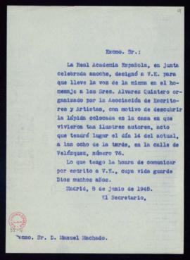 Copia sin firma del oficio del secretario a Manuel Machado y Ruiz de traslado de su designación p...