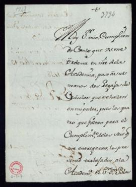 Carta de Tomás Pascual de Azpeitia a Francisco Antonio de Angulo con la que envía dos legajos de ...