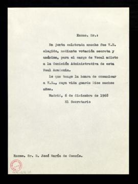 Copia sin firma del oficio del secretario a José María de Cossío en el que le comunica su elecció...