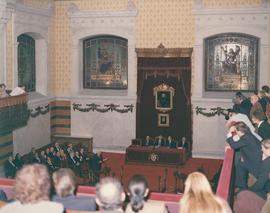 Pedro Laín Entralgo da un discurso en el acto de inauguración del curso académico 1994-1995
