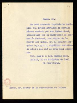 Copia sin firma del oficio del secretario al rector de la universidad de Oviedo, de traslado del ...