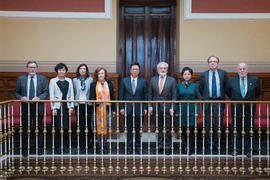 Darío Villanueva, Aurora Egido y una delegación de la SISU en la Real Academia Española