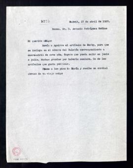 Copia sin firma de la carta [del secretario] a Antonio Rodríguez-Moñino para informarle de que en...