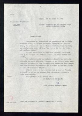 Copia del oficio de José Antonio Giménez-Arnau, embajador de España, al ministro de Asuntos Exter...