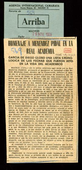 Recorte del diario Arriba con el artículo Homenaje a Menéndez Pidal en la Real Academia