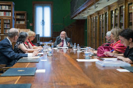Sesión de trabajo en la sala Dámaso Alonso de la Real Academia Española