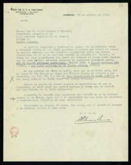 Carta de C. F. Adolf van Dam a Julio Casares en la que acusa recibo de siete paquetes de libros, ...