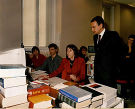 El presidente del gobierno, José Luis Rodriguez Zapatero, en una de las salas de trabajo de la Ac...