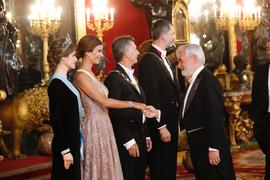 Cena de gala en el Palacio Real con motivo de la visita del presidente de Argentina